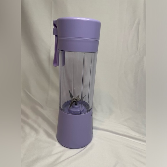 BLENDJET the original * NO CHARGING CORD * Portable Blender, 12 oz, Lavender - Picture 4 of 14